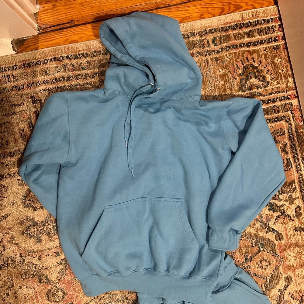 Sweat set NOTE: color is more accurate in first two pictures